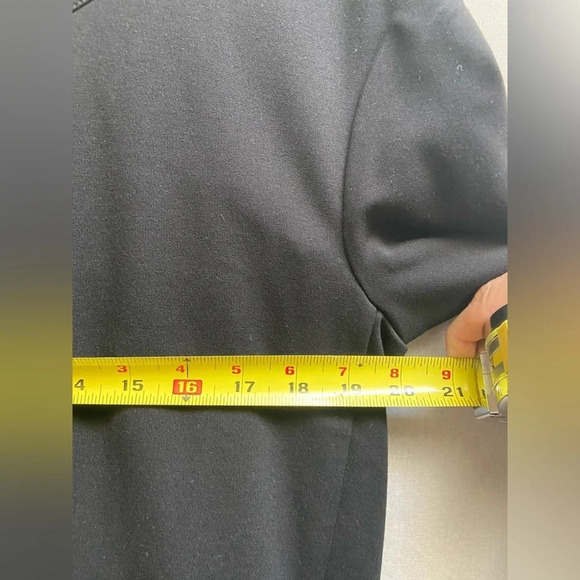 NWT Lord &  Taylor Womens Black 3/4 Sleeve Round Neck Back Zip Shift Dress Sz 8 - Picture 9 of 12